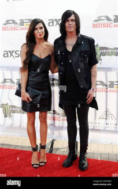 Kellin Quinn Wife: Katelynne Quinn Bio, Age, Husband, Sons, Daughter, and Net Worth