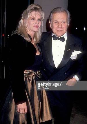 Ken Kercheval Wiki, Biography, Net Worth, Wife, Death Cause, Funeral, Height