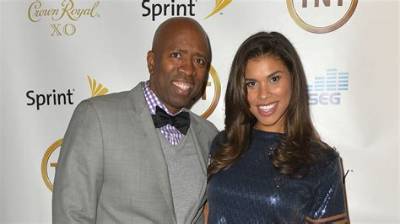 Kenny Smith Wife, Daughter, Son, Family, Net Worth, Height, Body Net Worth