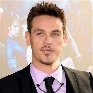 Kevin Alejandro Height, Age, Wiki, Biography, Wife, Children, Net Worth