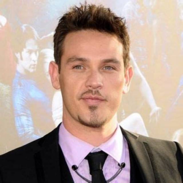 Kevin Alejandro Height, Age, Wiki, Biography, Wife, Children, Net Worth