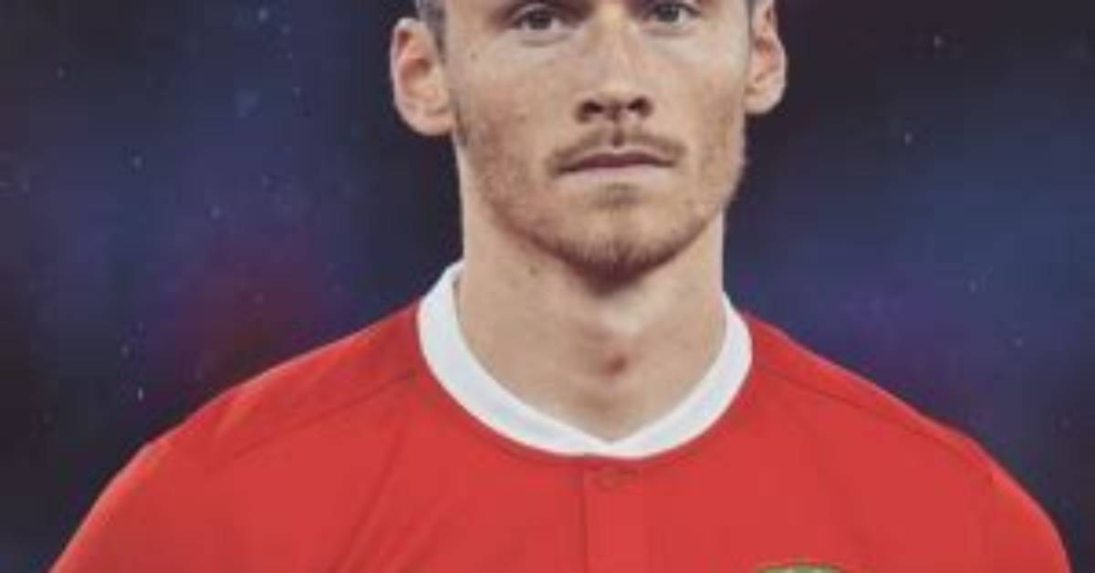 Kieffer Moore – Bio, Facts, Net Worth, Current Team, Nationality, Contract, Salary, Transfer, Age, Wiki, Height, Family, Injury, Affair, Girlfriend