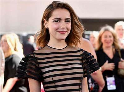 Kiernan Shipka Height, Boyfriend, Age, Wiki, Biography