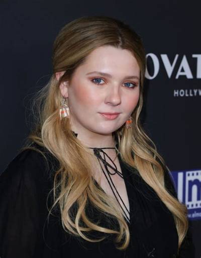 Kim Breslin Age, Abigail Breslin Instagram, Wiki & Net Worth