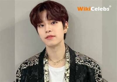 Kim Seungmin Bio, Wiki, Age, Height, Parents, Girlfriend, Stray Kids, and Net Worth