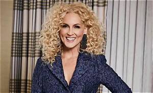 Kimberly Schlapman Wiki, Biography, Net Worth, Husband, Height, Maiden Name, Family, Daughter