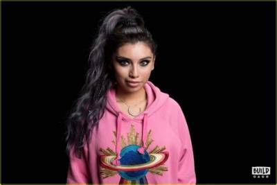 Kirstin Maldonado (Pentatonix) Wedding, Injury, Net Worth, Husband, Wiki