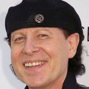 Klaus Meine Bio, Wiki, Wife, Net Worth, Height, Age, and Daughter