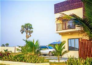 Kuvuki Beach Lodge, Kasoa, Ghana