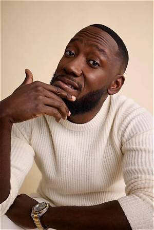 Lamorne Morris Height: How Tall Is Lamorne Morris?