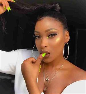 Larissa Yasmin Lorenco Biography: Age, Instagram & Net Worth