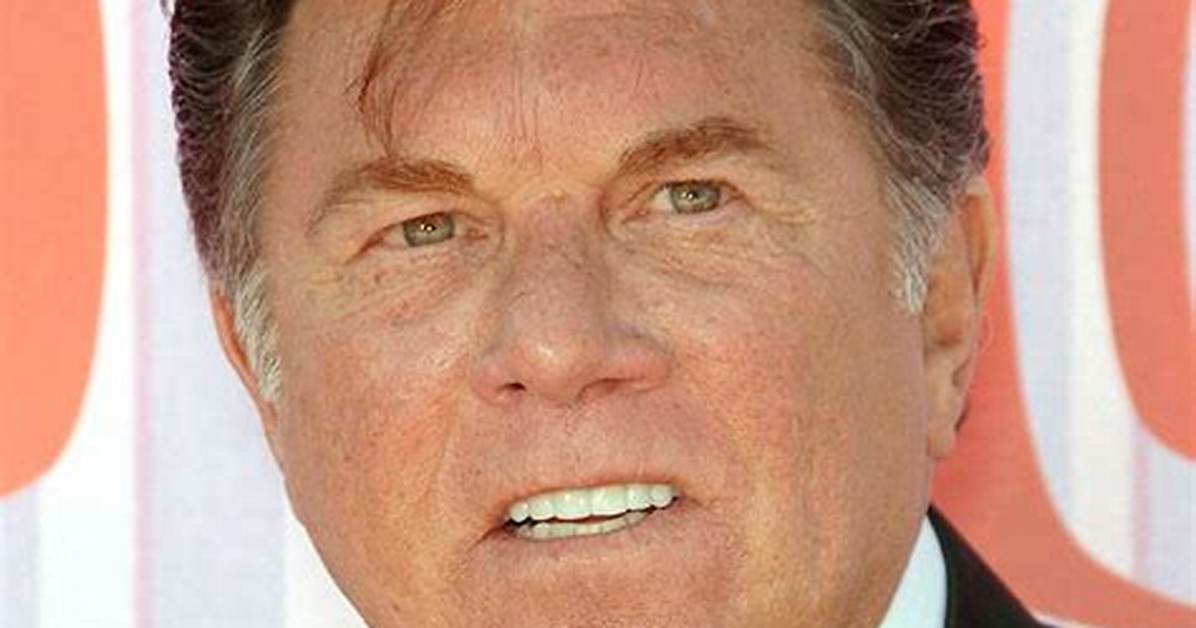 Larry Manetti Biography, Age, Net Worth, Height, Wife, Stroke, Health and Magnum Pi