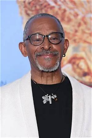 Larry Owens (Actor) Bio, Age, Height, Parents, Siblings, Wife, Tv Shows, Films and Net Worth