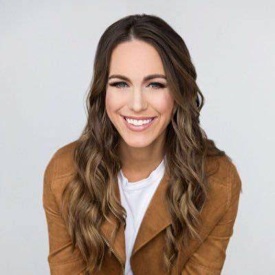 Laura Britt Bio, Wiki, Age, Height, Parents, Husband, Nbc, Salary, and Net Worth