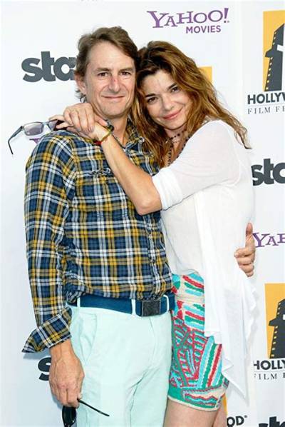 Laura San Giacomo, Matt Adler’s Wife – Bio and Best Tv Appearances
