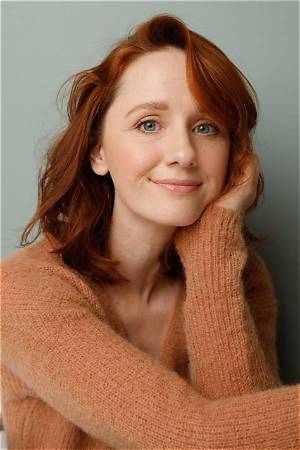 Laura Spencer Biography – Inside the Life of Heartland and Big Bang Theory Star