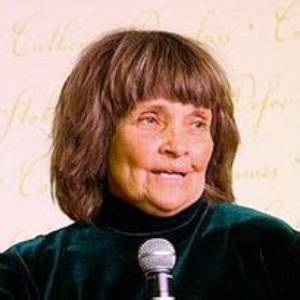 Lauri Peters Bio, Wiki, Age, Height, Husband, Children, Movies, Broadway, Gunsmoke, and Net Worth