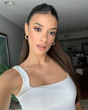 Laysla De Oliveira Height, Age, Bio, Net Worth, Career & More