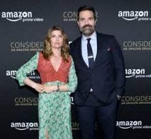 Leah Delaney Biography, Age, Height, Rob Delaney, Kids and Networth