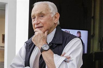 Les Wexner Age, Organizations Founded, Harvard, Documentary, House