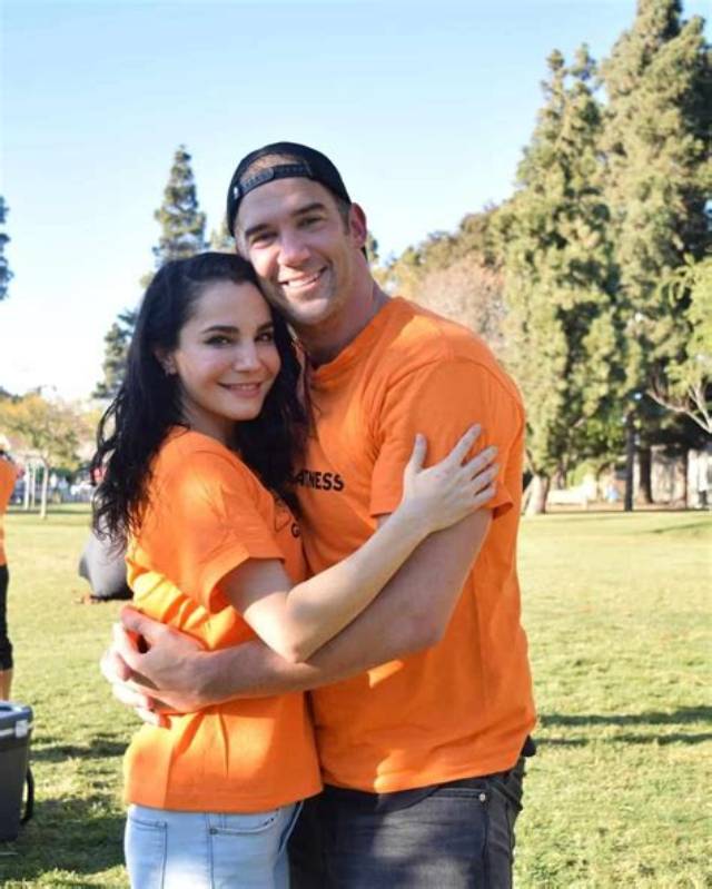Lewis Howes Is Not Married to Wife. Dating a Girlfriend: Martha Higareda