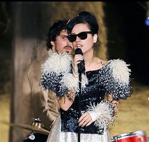 Lily Allen Bio, Age, Height, Parents, Husband, Net Worth, Songs, and Career