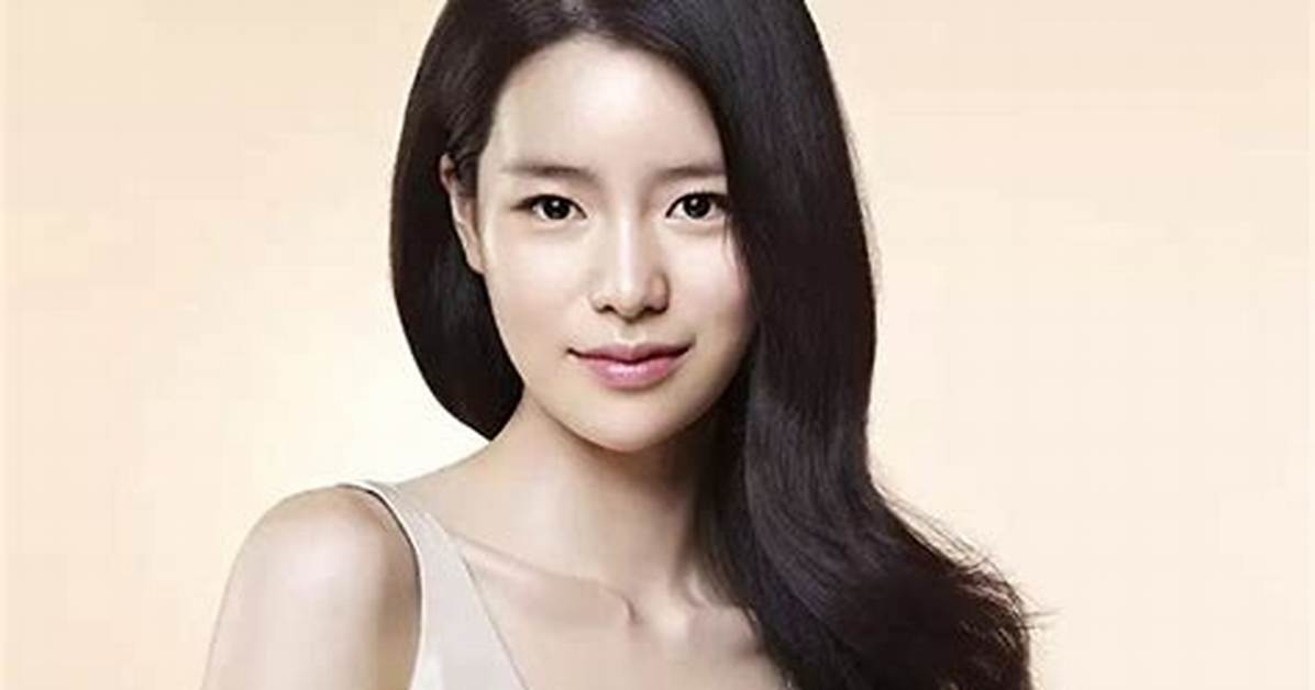Lim Ji-Yeon Bio – Facts, Age, Boyfriend, Net Worth, Family, Height