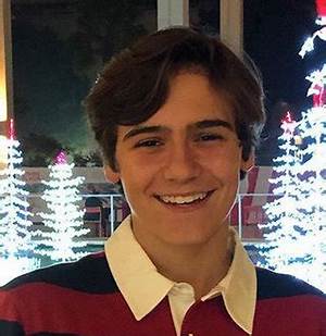 Lincoln Melcher Biography, Age, Height, Girlfriends, Movies, Tv Shows and Net Worth