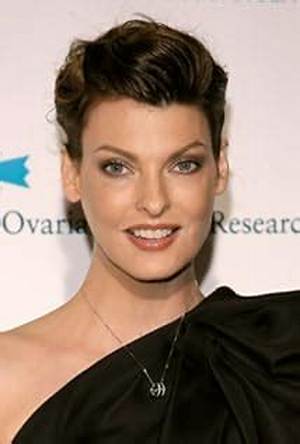 Linda Evangelista: Dating, Net Worth, Tattoos, Smoking & Body Measurements
