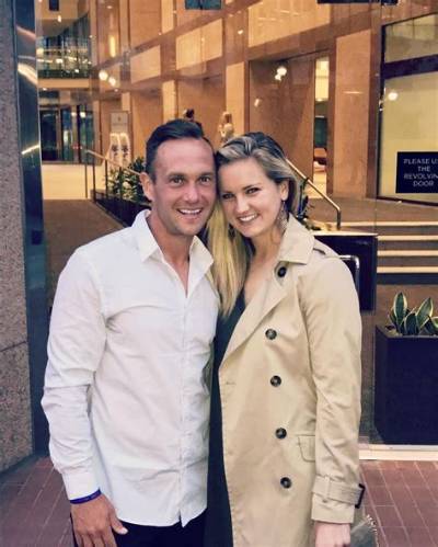 Lindsey Horan: Boyfriend, Net Worth, Tattoos, Smoking & Body Measurements