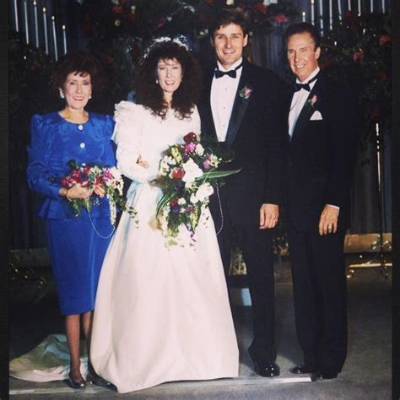 Lisa Osteen Age Gap with Husband Kevin Comes – Married Life & Wedding Photos