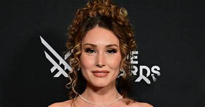 Loren Allred Parents Nationality, Ethnic Background, Married, Husband, Parents, Family, Net Worth, Height, Voice Type, Bgt, Hair