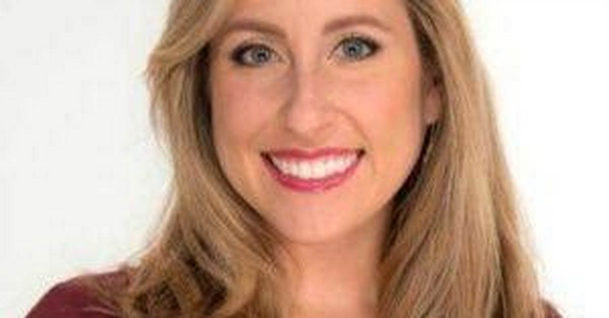 Louisa Moller Bio–Wiki, Age, Husband, Baby, Wbz and Salary.