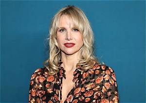 Lucy Punch Net Worth: Know About Her Husband, Kids and Boyfriend