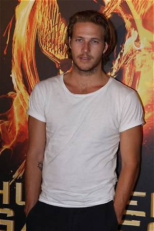 Luke Bracey’s Dating Status: Luke Bracey’s Dating History
