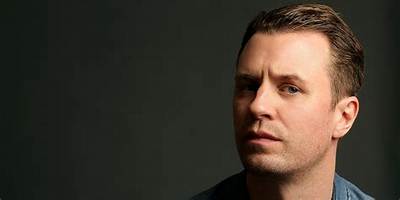 Luke Mably Net Worth, Wife, Age, Wiki, Height, Biography, Instagram, Ethnicity