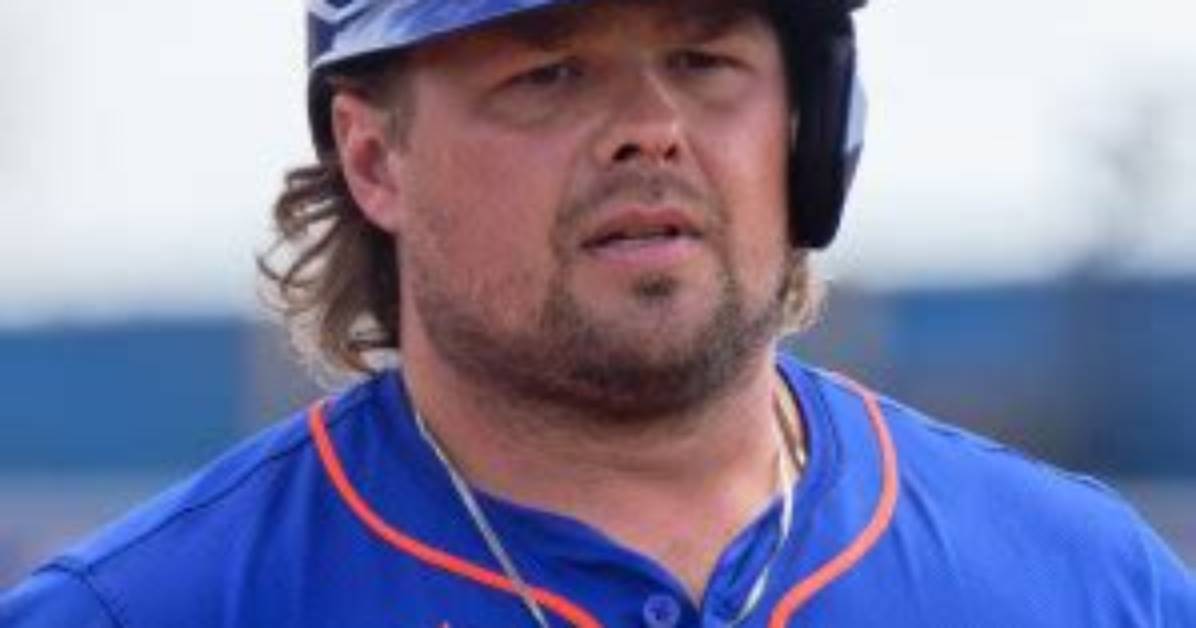 Luke Voit Age, Wiki, Biography, Body Measurement, Parents, Family, Salary, Net Worth