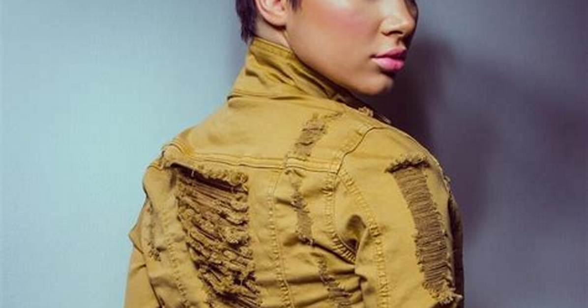 Lupu Wellness Bio, Wiki, Age, Podcast, Dating, Birthday, and Net Worth