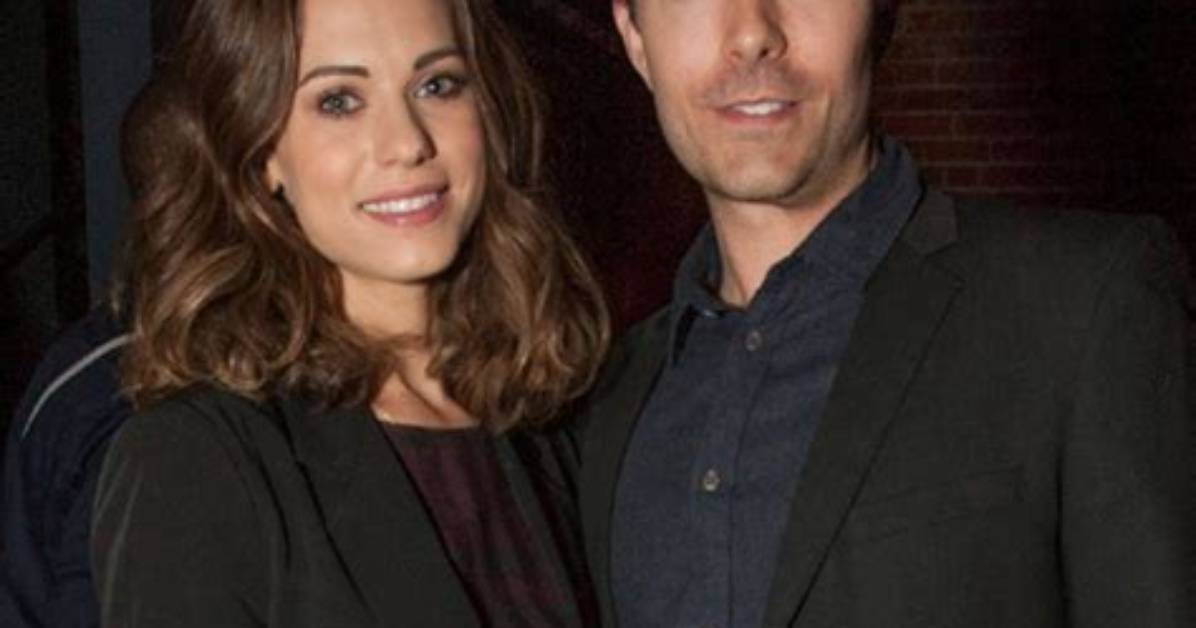 Lyndsy Fonseca: Boyfriend, Net Worth, Tattoos, Smoking & Body Measurements
