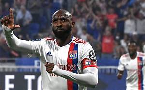 Lyon Fc: Moussa Dembele Religion – Is He Muslim? Parents Brother & Family Origin