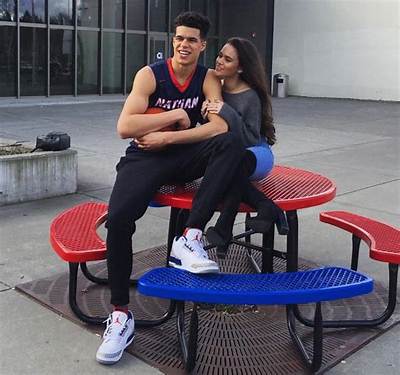 Madison Pettis: Boyfriend, Net Worth, Tattoos, Smoking & Body Measurements