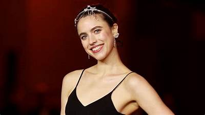 Margaret Qualley’s Net Worth, Biography, Fact, Career, Awards and Life Story