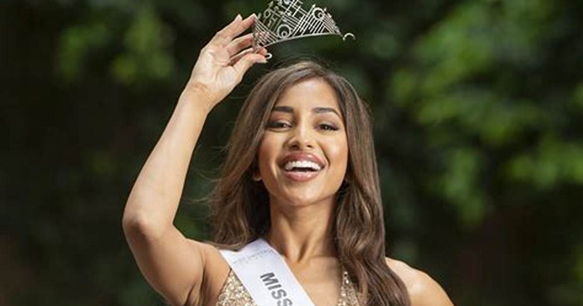 Maria Thattil Height & Nationality: Miss Universe Australia Wikipedia Parents & Instagram