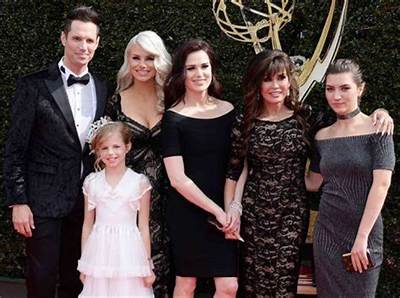 Marie Osmond – Measurements, Net Worth & Family