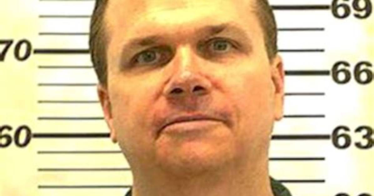 Mark David Chapman Age, Height, Nationality, Motive