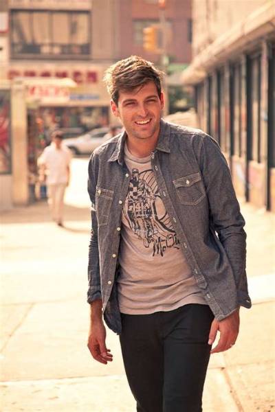 Mark Foster: Wife, Net Worth, Tattoos, Smoking & Body Facts