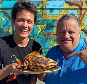 Mark Wiens Bio, Wiki, Age, Height, Parents, Ethnicity, Wife, Son, Youtube, Thailand and Net Worth