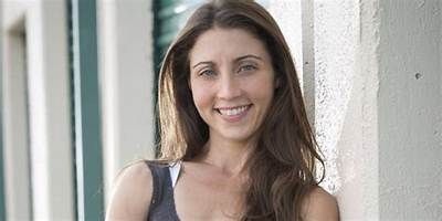 Mary Padian- Biography, Age, Net Worth, Husband, Marriage, Height