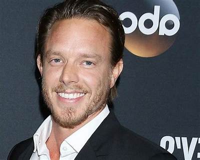 Matthew Alan (Actor) Wiki, Bio, Age, Height, Weight, Wife, Net Worth, Facts