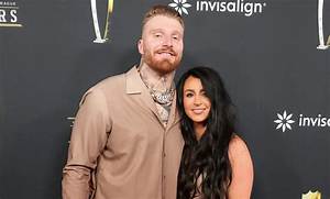Maxx Crosby Wife: Is Maxx Crosby Married? Who Is Maxx Crosby’s Girlfriend Rachel Washburn?